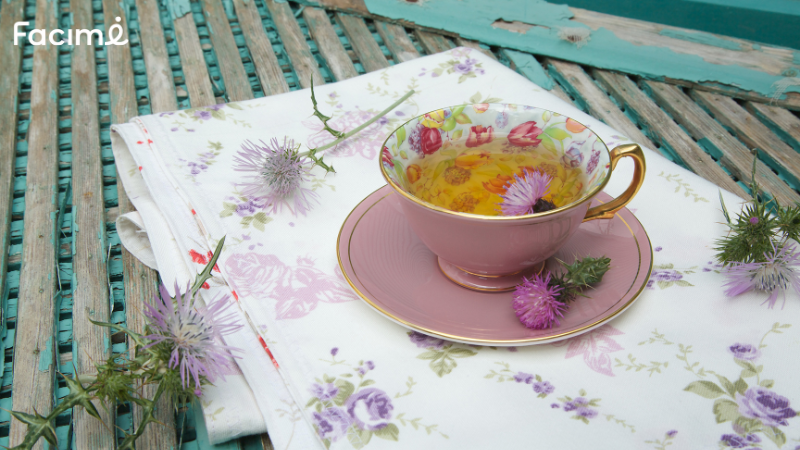 Milk thistle tea